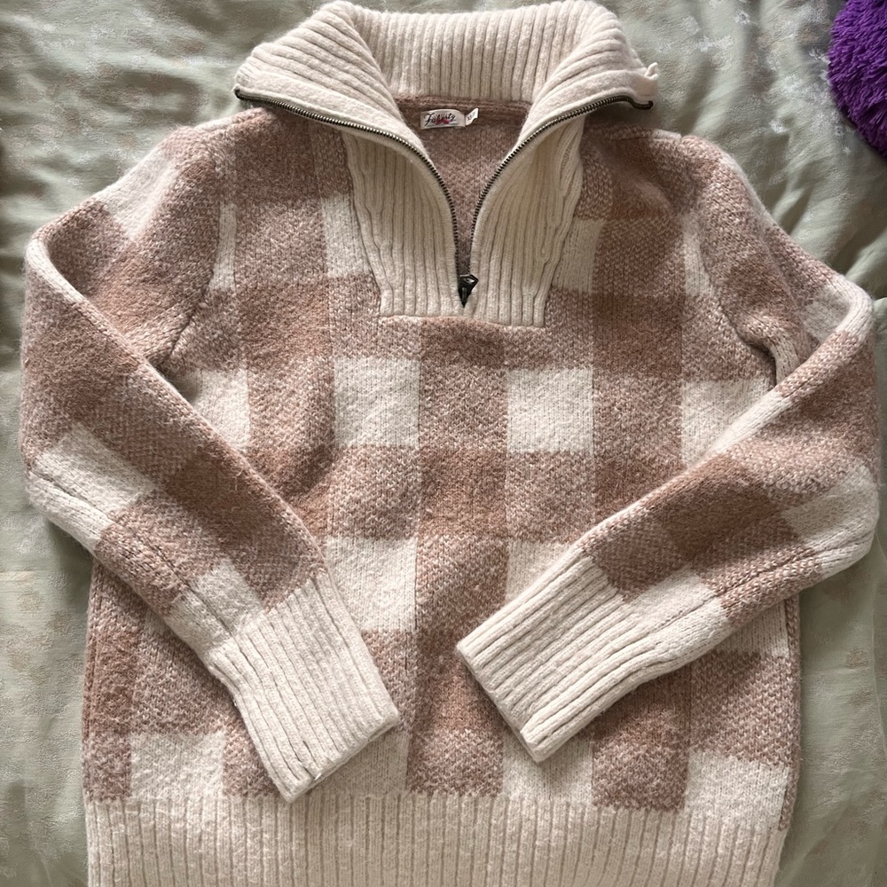Faherty Cream and Tan Checkered Sweater